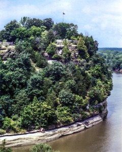 Starved Rock and Illinois River